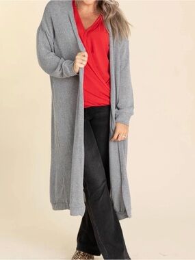 Dear Scarlett Red Lizzy Style • Draped Front • Wrinkle-Free • Size M NWOT